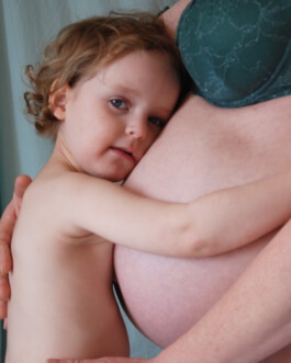 Linda Kurzweil – Hebamme für Hausgeburten in Berlin