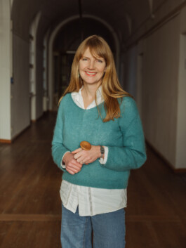 Linda Kurzweil – Hebamme für Hausgeburten in Berlin